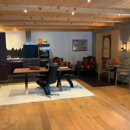 Haus Rhaetikon Mayer 公寓